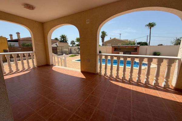 Fantastic 3 Bedroom Villa with Private Pool and Countrys...