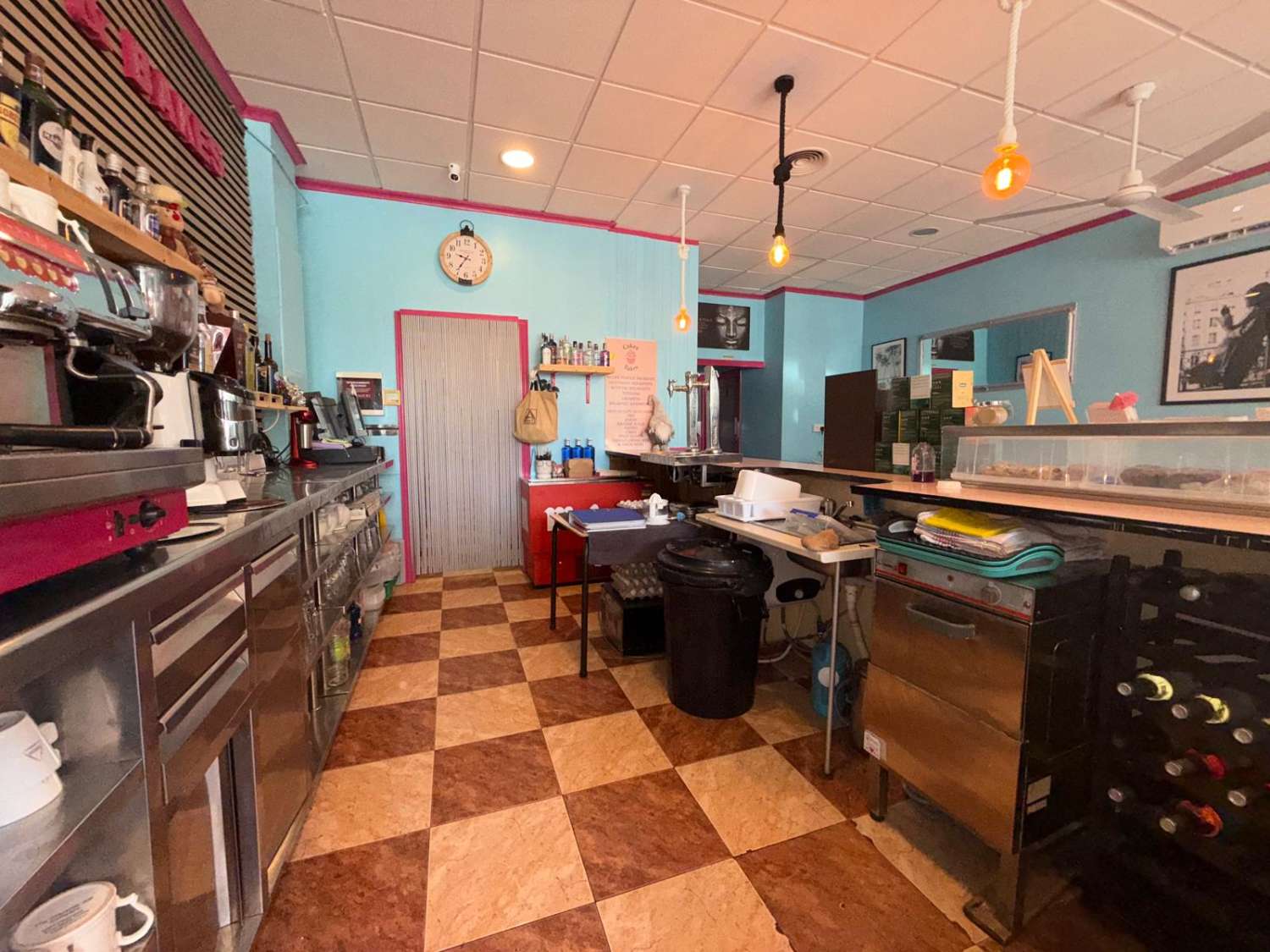 Turnkey Café with Loyal Clients in Benijófar – Special Price 50,000€