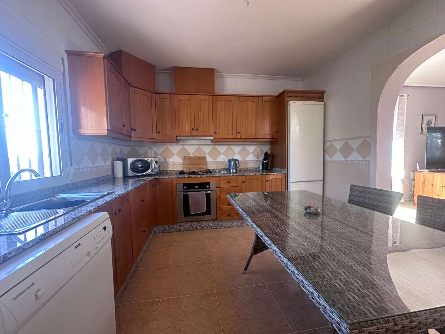 Beautifully Presented 3-Bedroom Villa for Sale in the Catral Countryside
