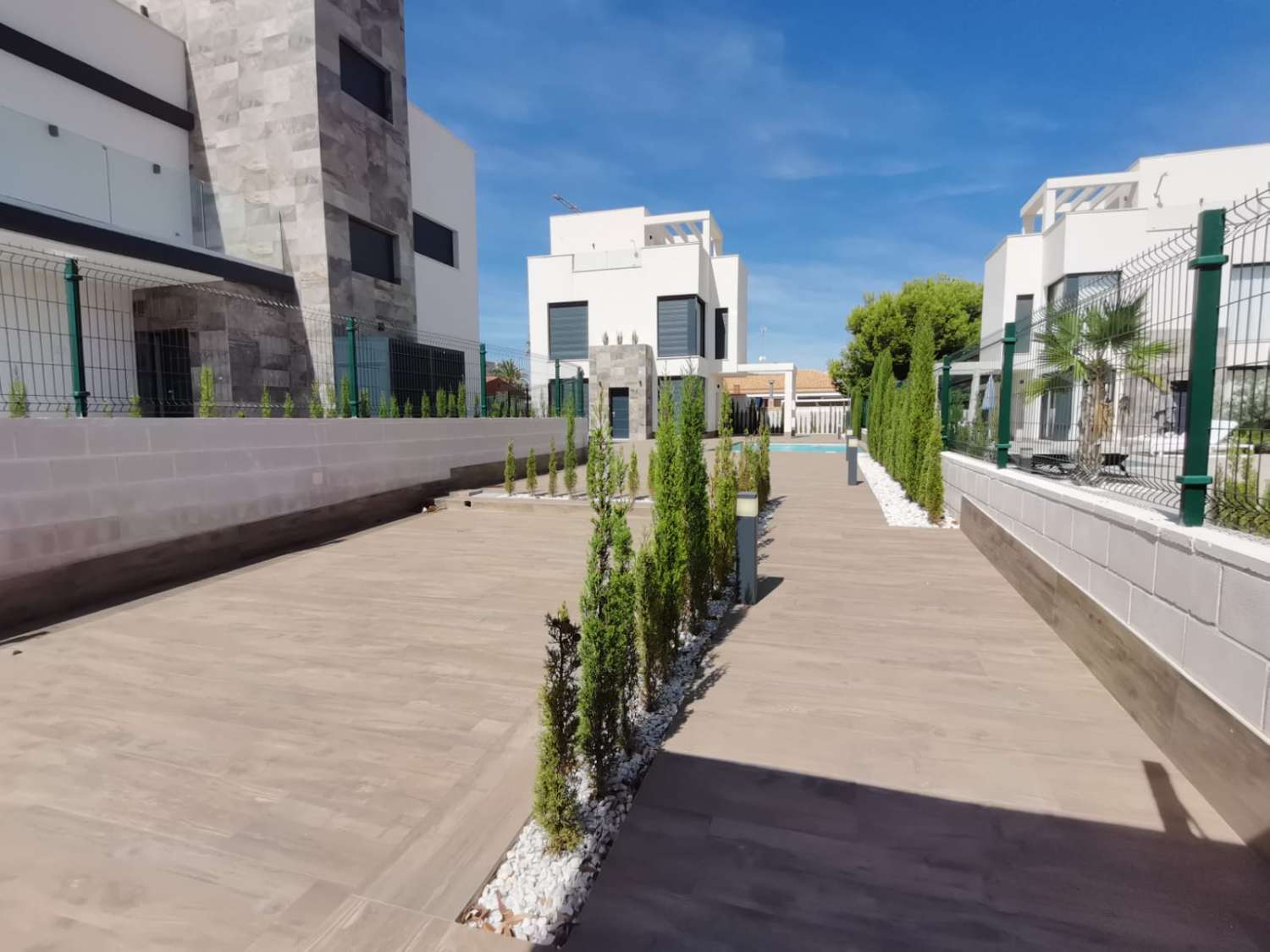 Key Ready Luxury New Build Villa with Pool in Playa Honda, Murcia