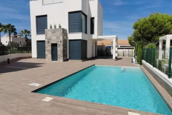 Villa for sale in Playa Honda