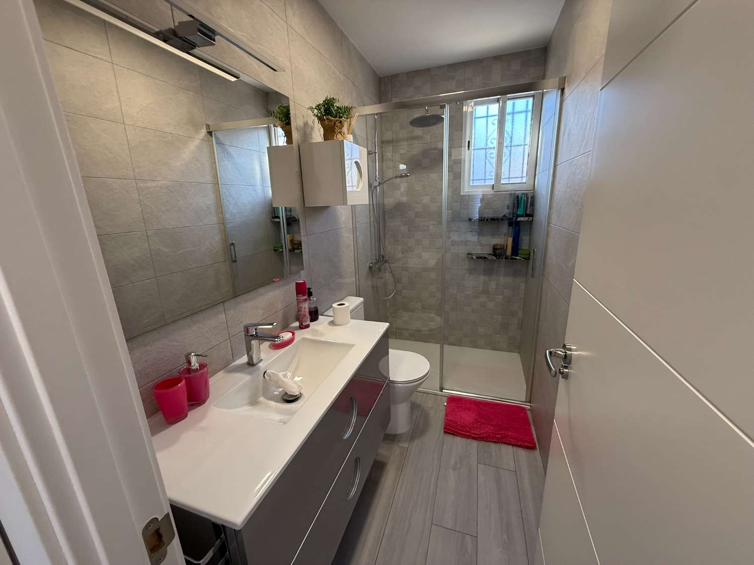 Fully Refurbished 2 Bedroom Detached House in Urb La Marina, Just 5 minutes Drive from the Beach