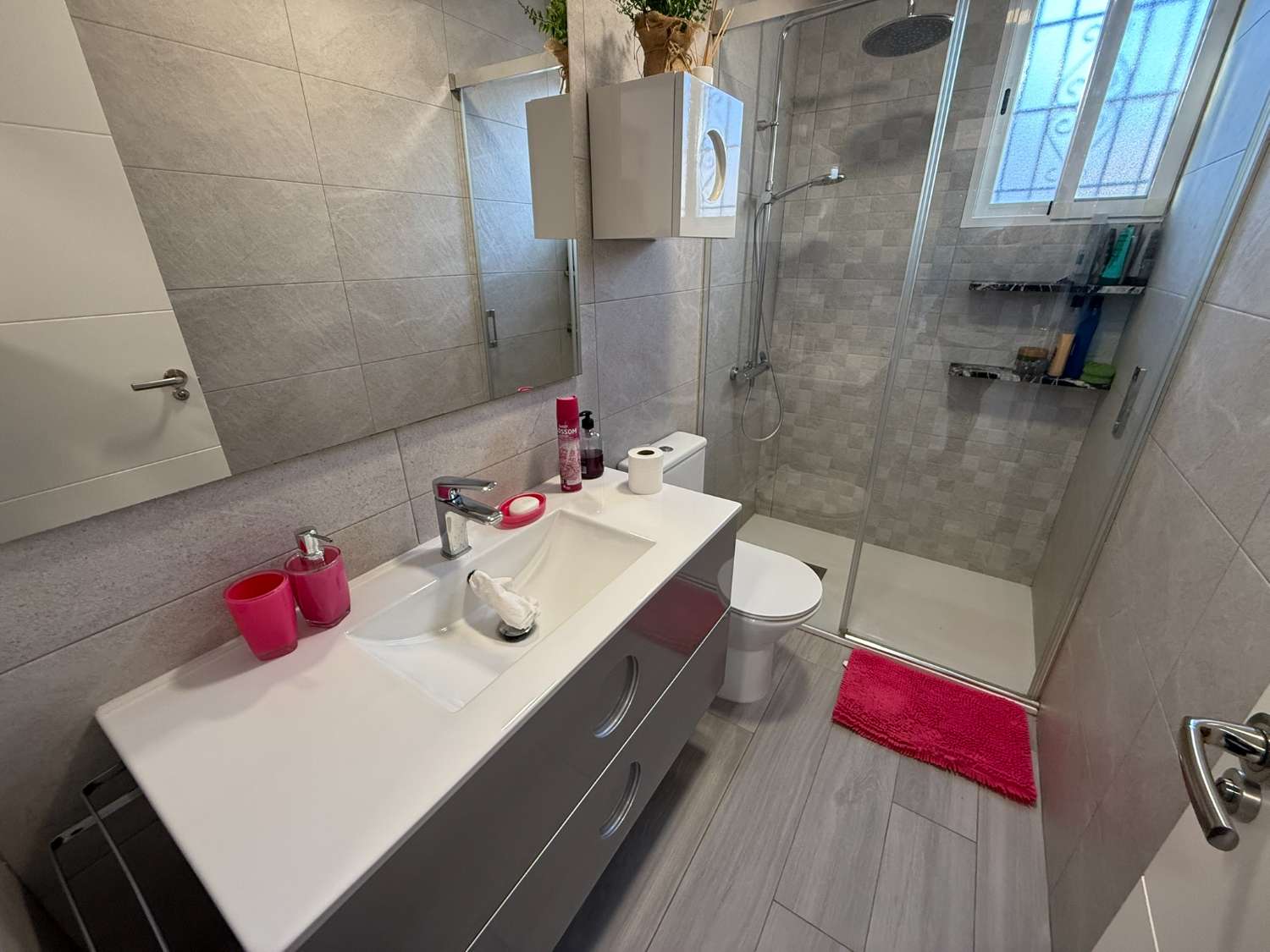 Fully Refurbished 2 Bedroom Detached House in Urb La Marina, Just 5 minutes Drive from the Beach