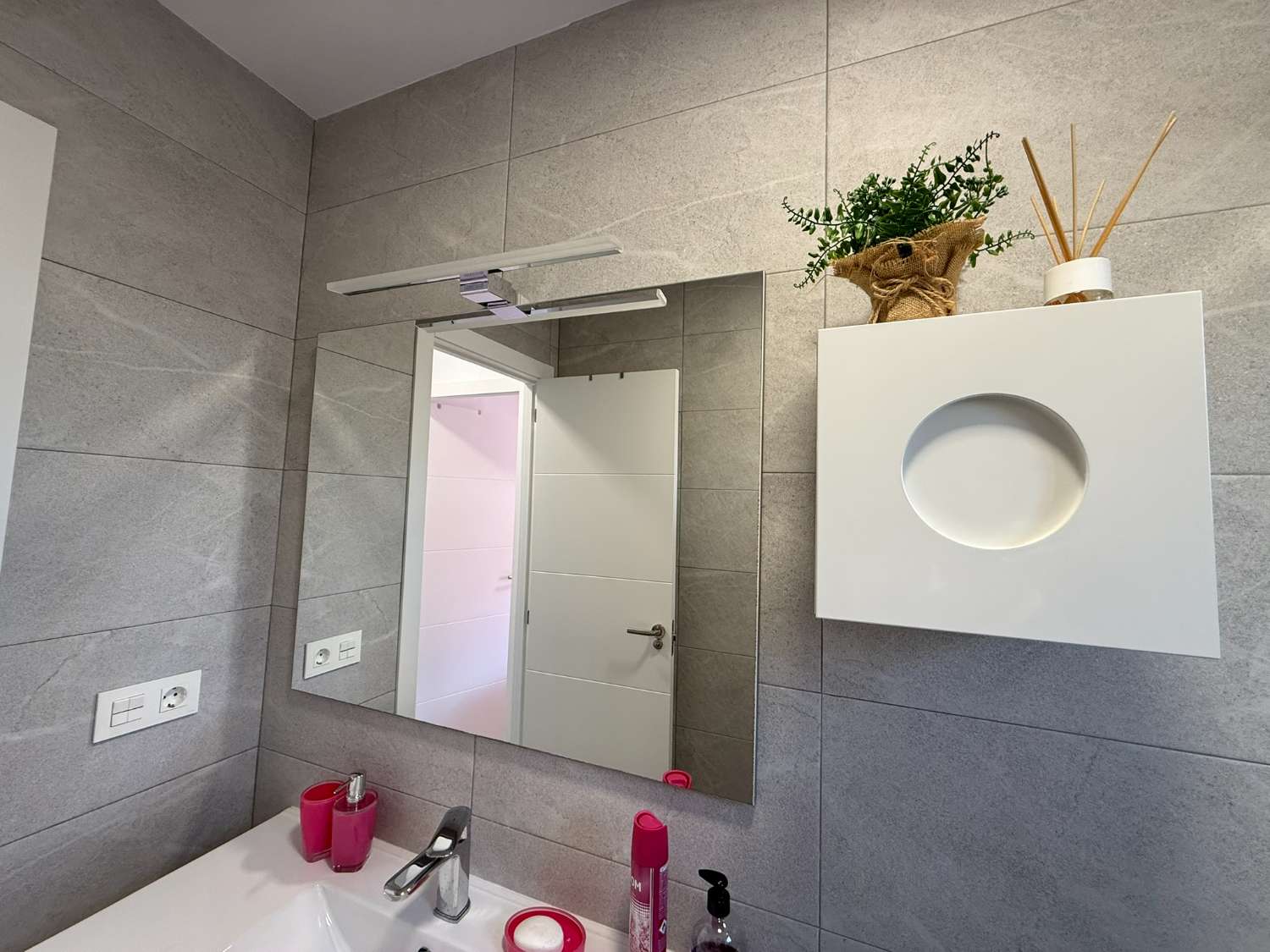 Fully Refurbished 2 Bedroom Detached House in Urb La Marina, Just 5 minutes Drive from the Beach