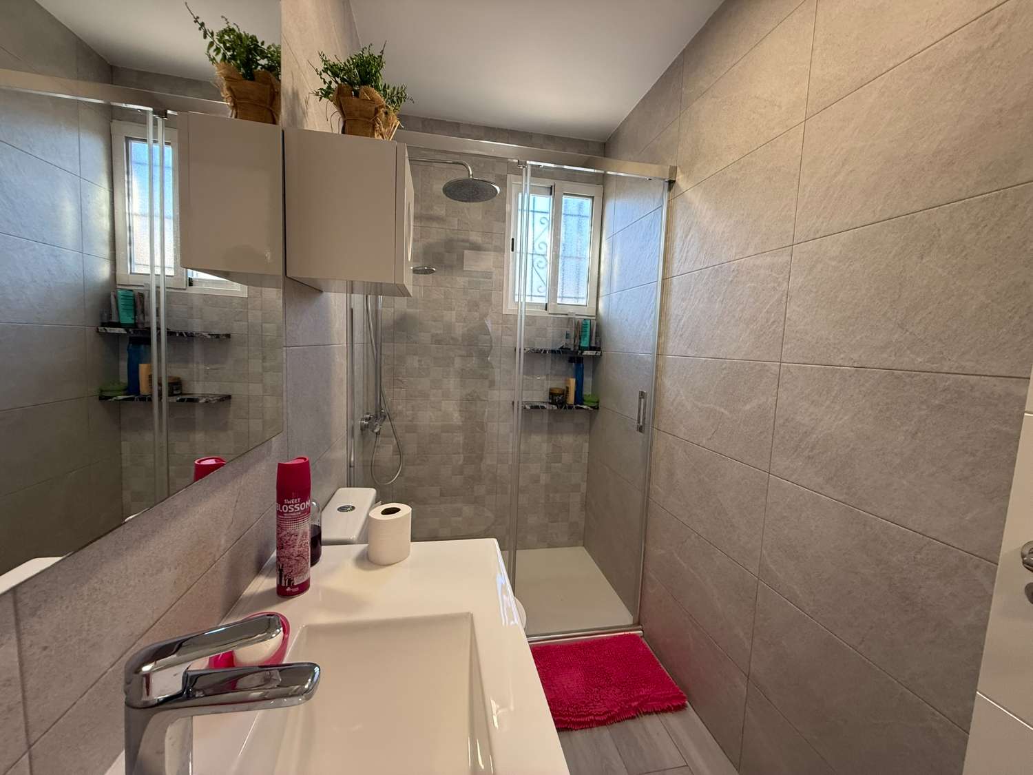 Fully Refurbished 2 Bedroom Detached House in Urb La Marina, Just 5 minutes Drive from the Beach