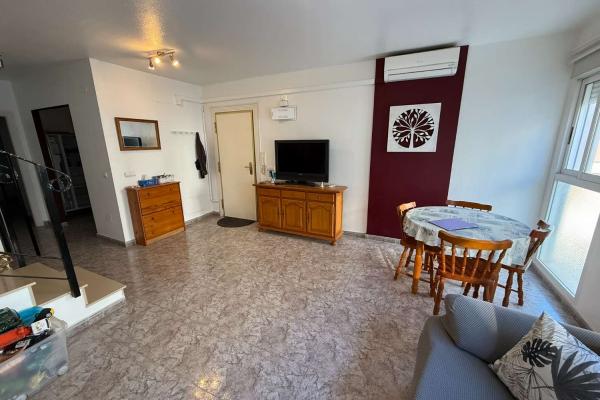 Beautiful Duplex Apartment in the Heart of Catral with P...