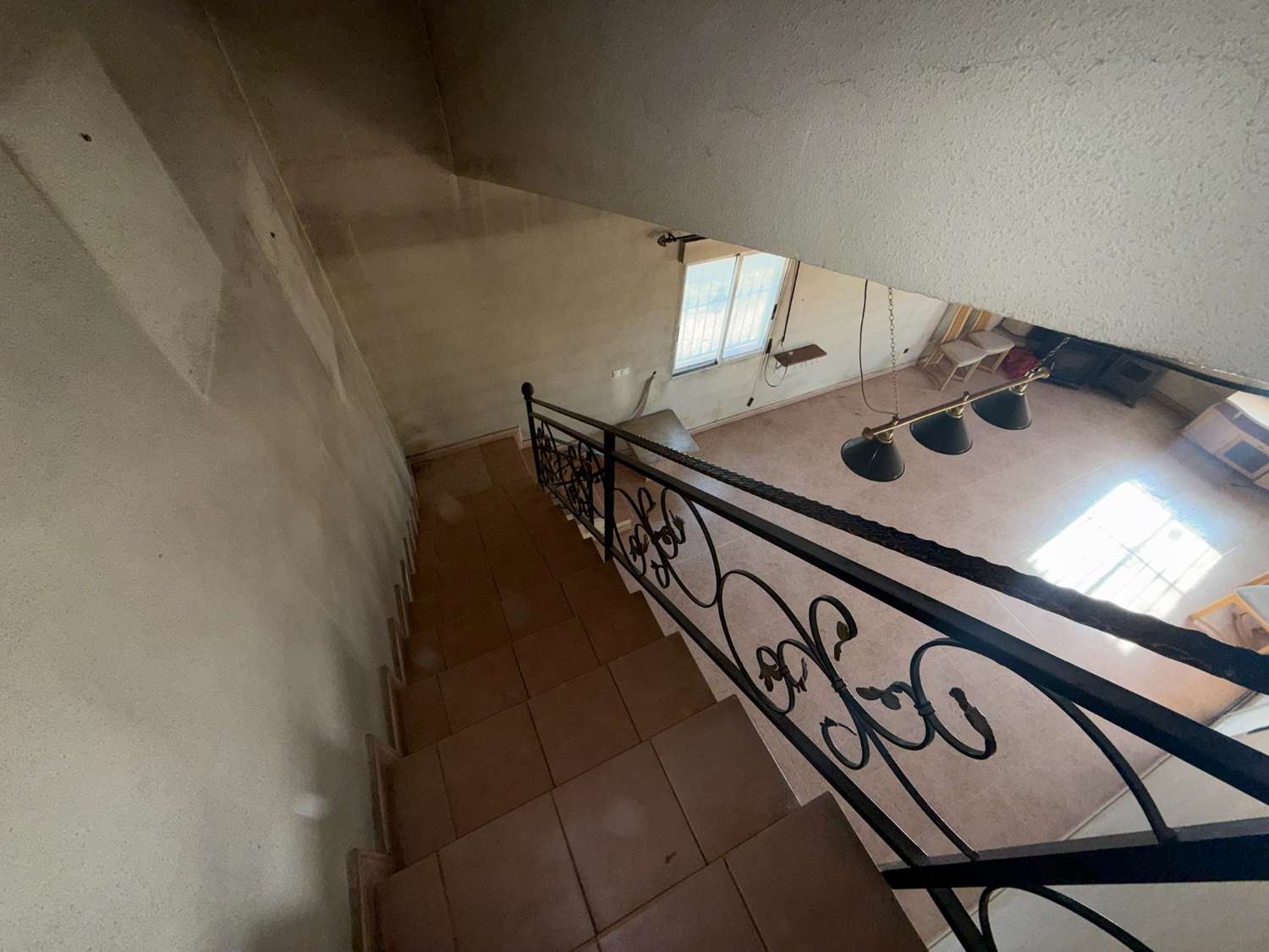 Spacious 4-Bedroom Villa with Pool, Roof Terrace & Garden – Great Potential with Modest Investment