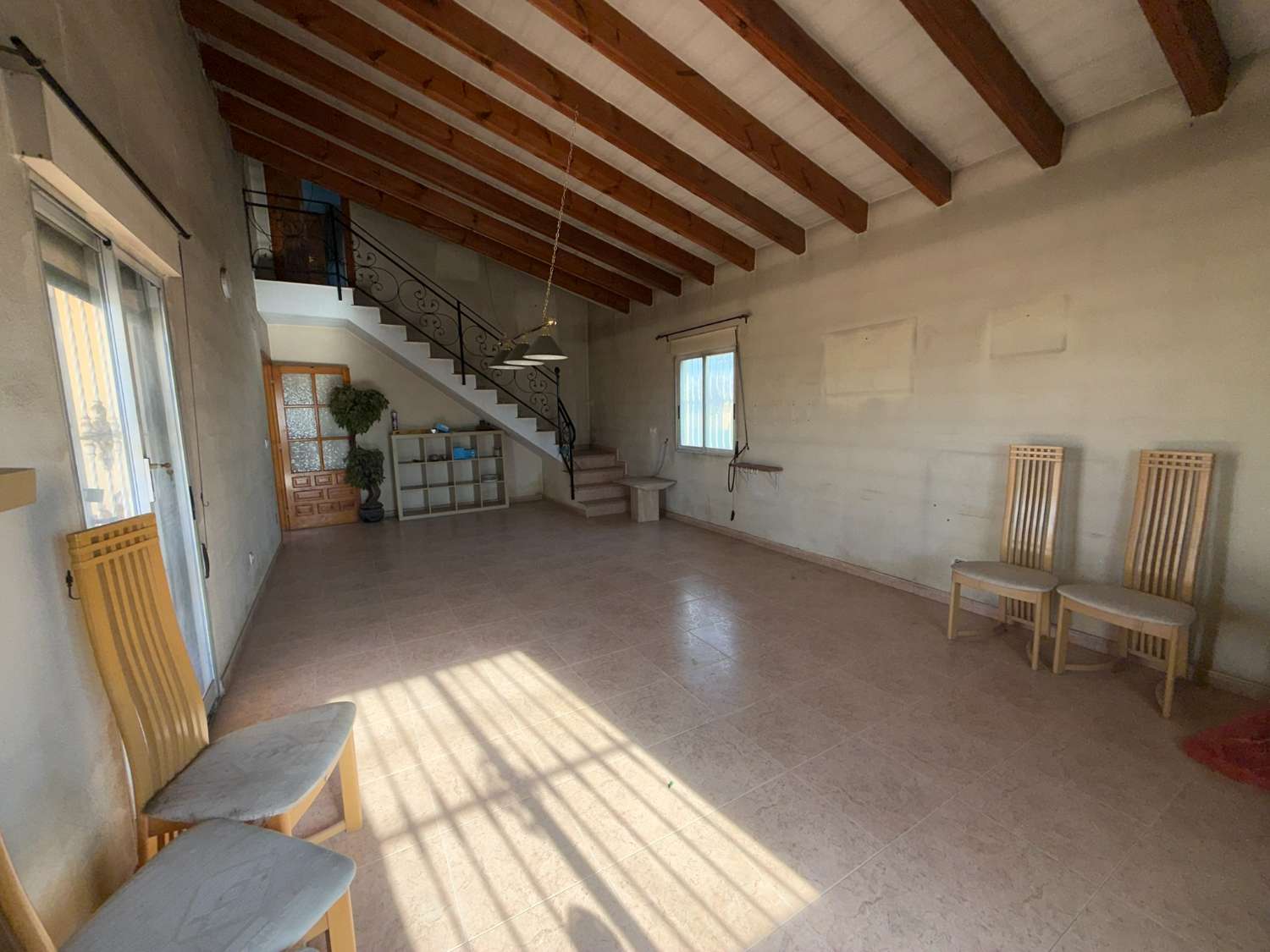 Spacious 4-Bedroom Villa with Pool, Roof Terrace & Garden – Great Potential with Modest Investment