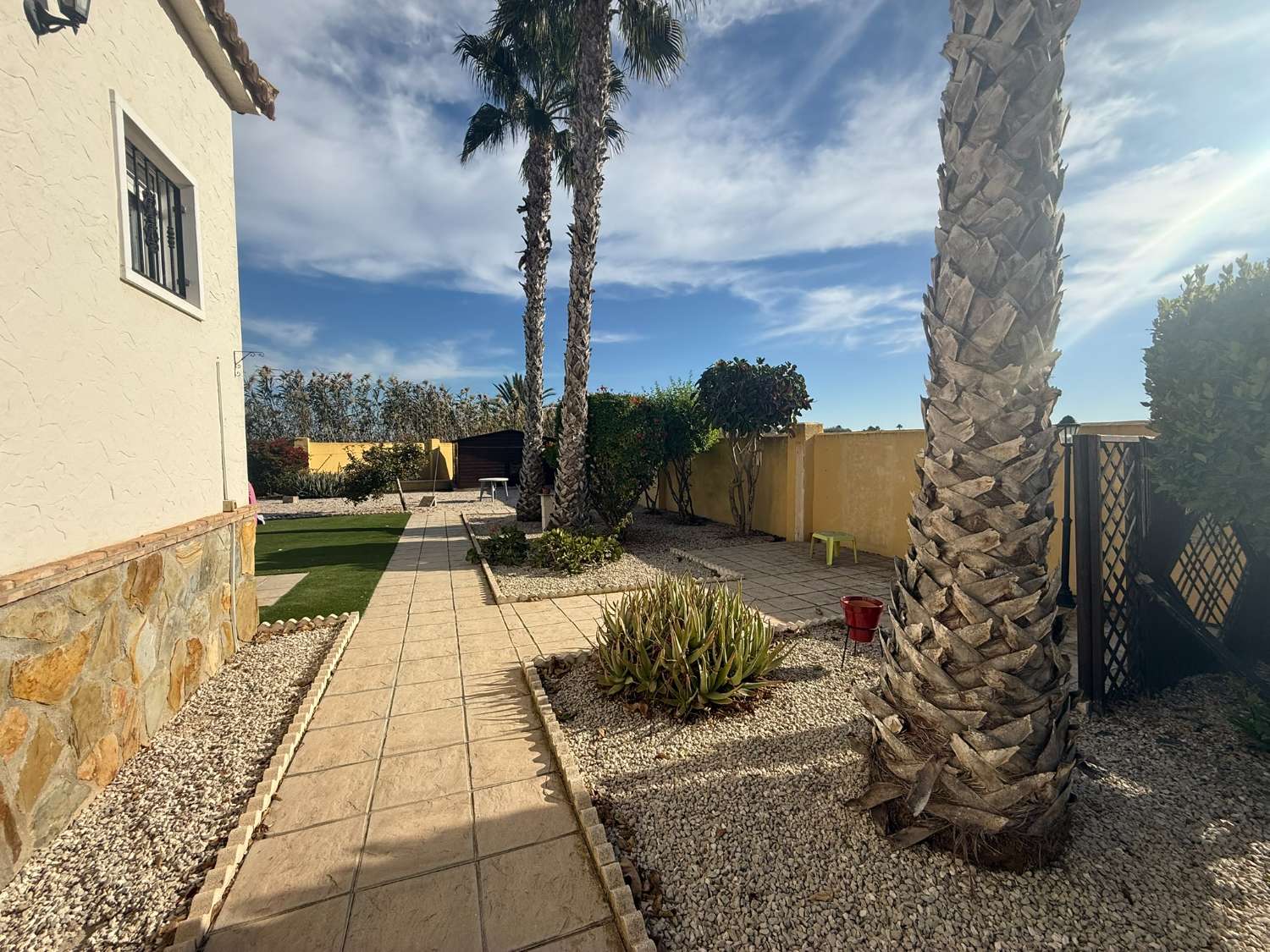 Beautiful 4 Bedroom Country Villa with Pool, Outdoor Kitchen and Open Views