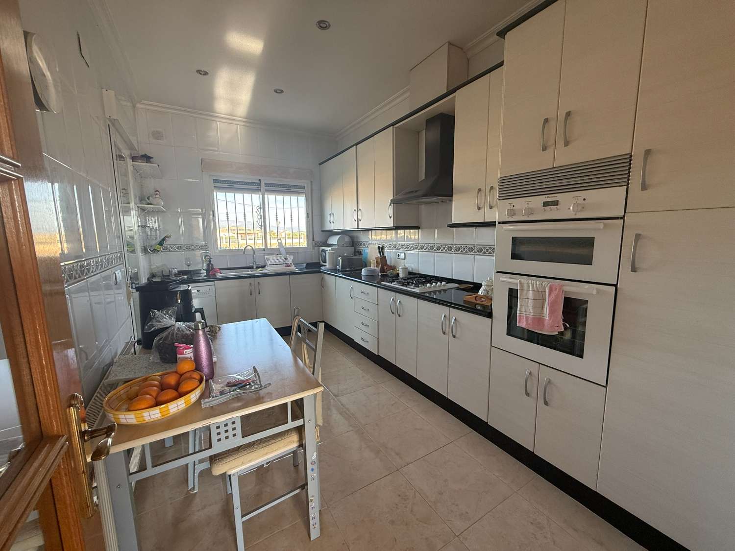 Beautiful 4 Bedroom Country Villa with Pool, Outdoor Kitchen and Open Views