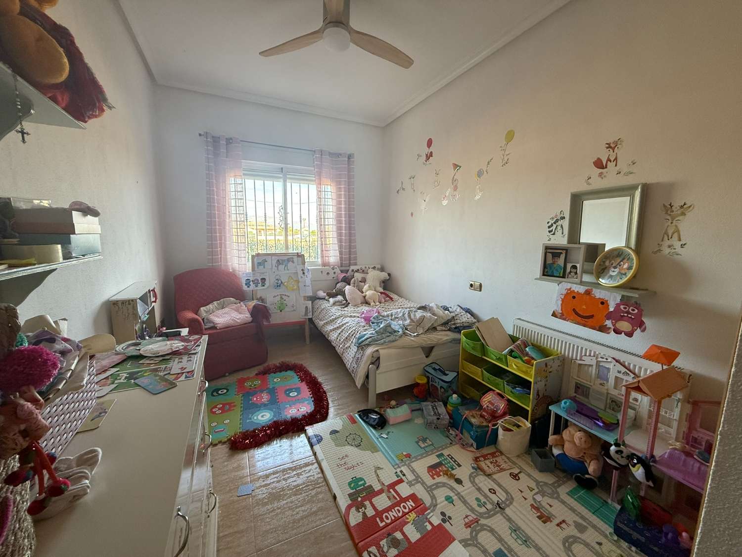 Beautiful 4 Bedroom Country Villa with Pool, Outdoor Kitchen and Open Views