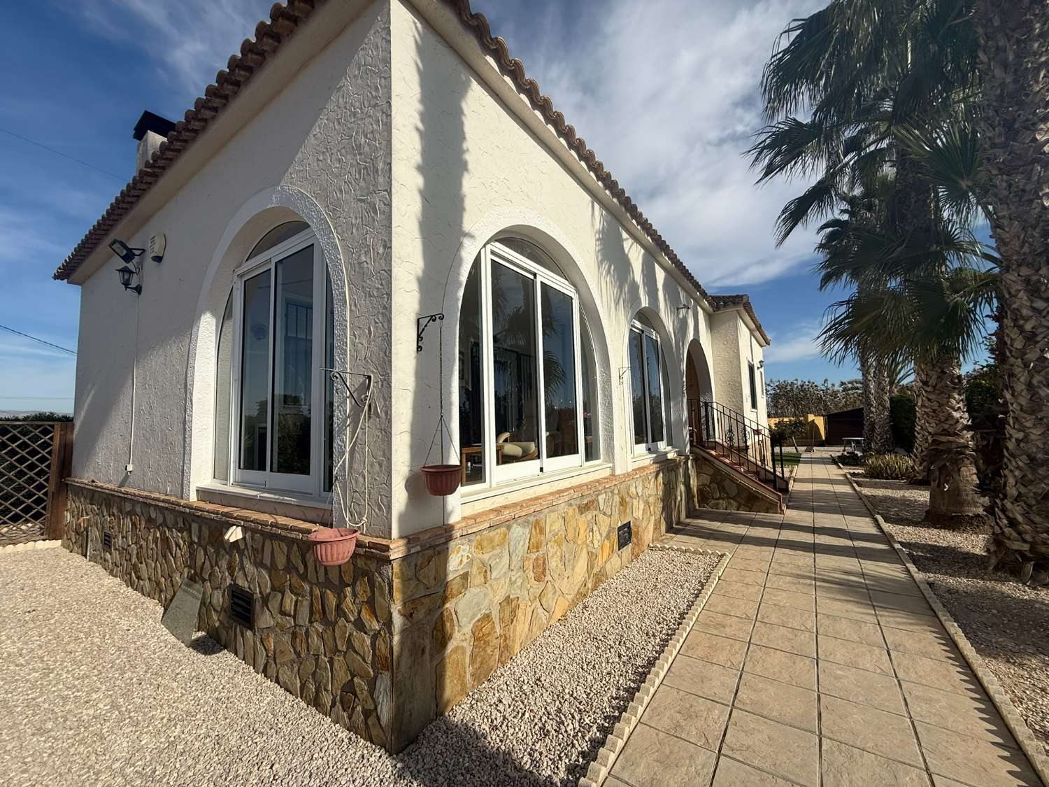 Beautiful 4 Bedroom Country Villa with Pool, Outdoor Kitchen and Open Views