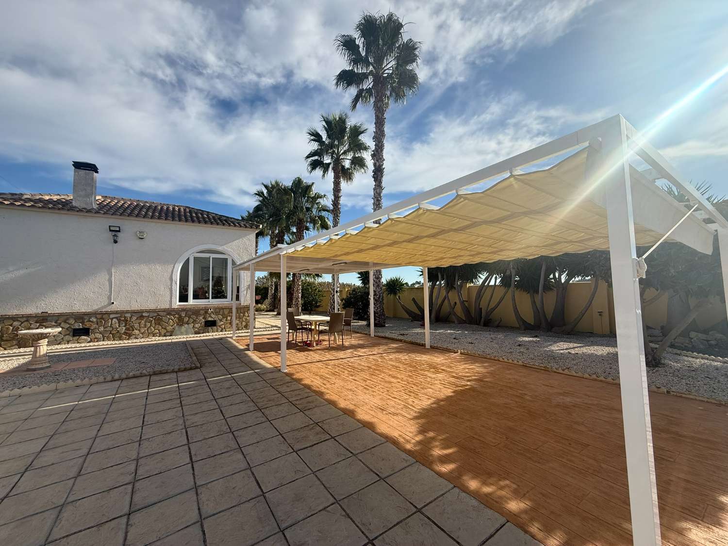 Beautiful 4 Bedroom Country Villa with Pool, Outdoor Kitchen and Open Views