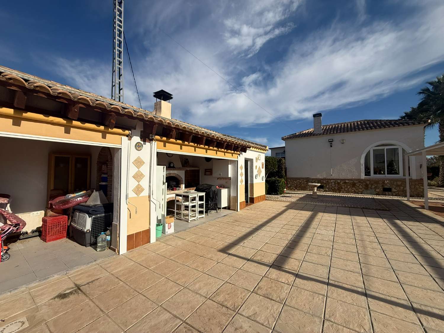 Beautiful 4 Bedroom Country Villa with Pool, Outdoor Kitchen and Open Views