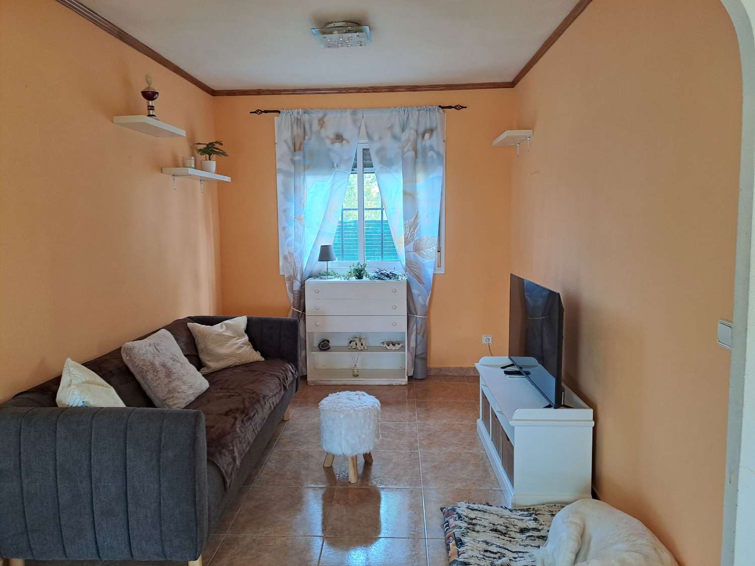 A spacious park home on residential site