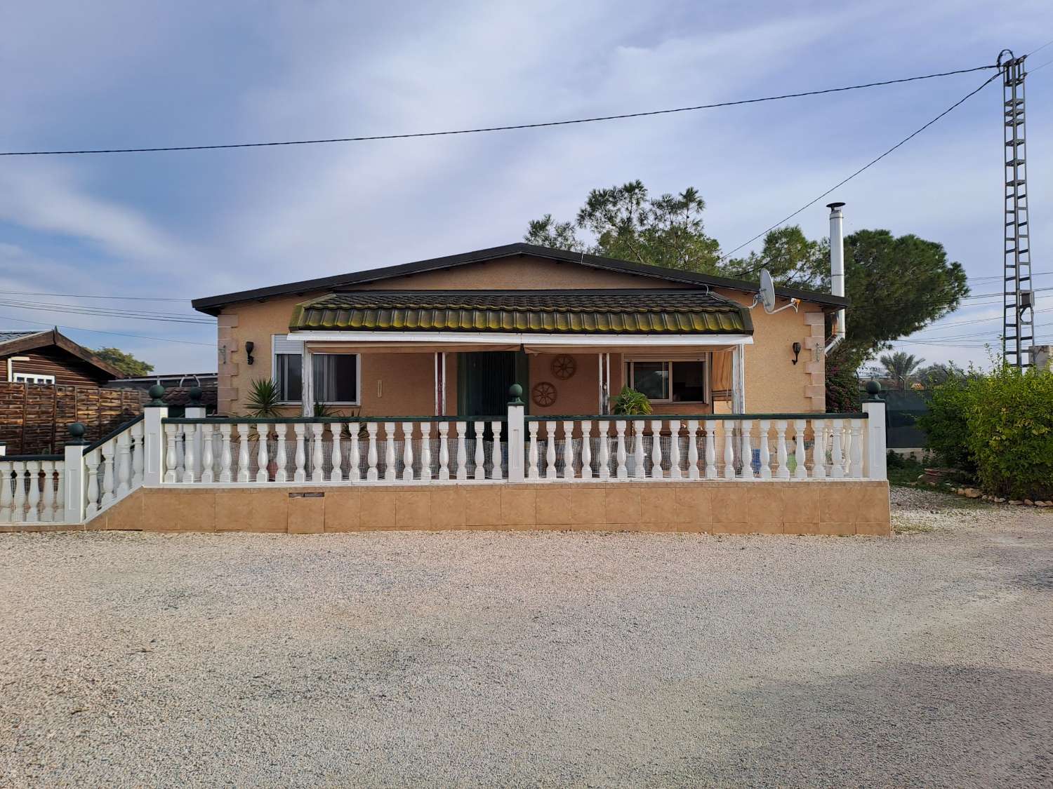 A spacious park home on residential site