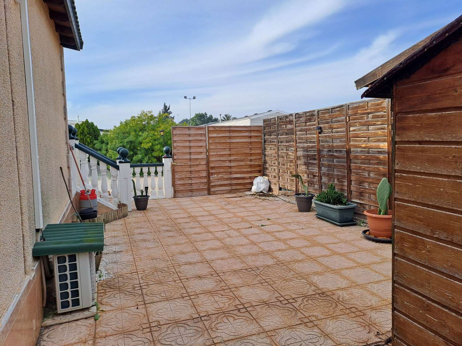 A spacious park home on residential site
