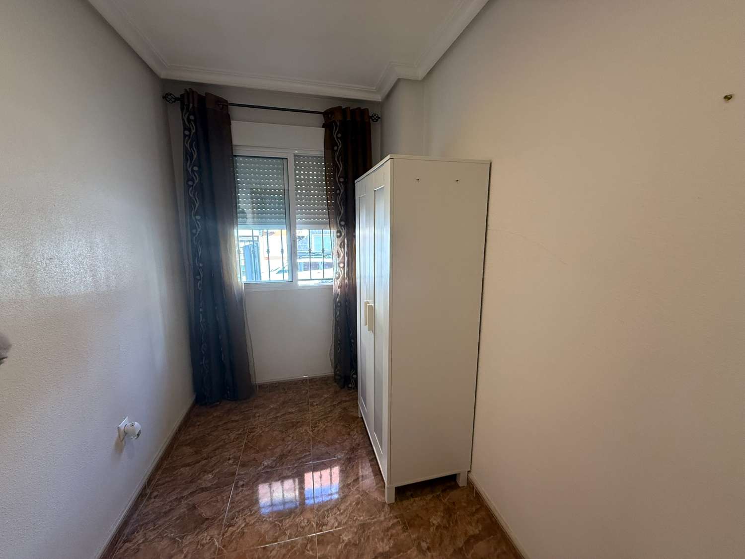 Spacious 2 Bedroom Ground Floor Apartment for Long-Term Rent in Catral