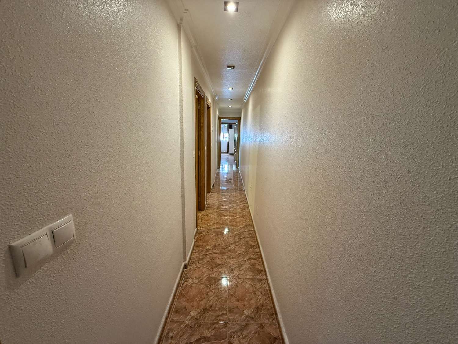 Spacious 2 Bedroom Ground Floor Apartment for Long-Term Rent in Catral