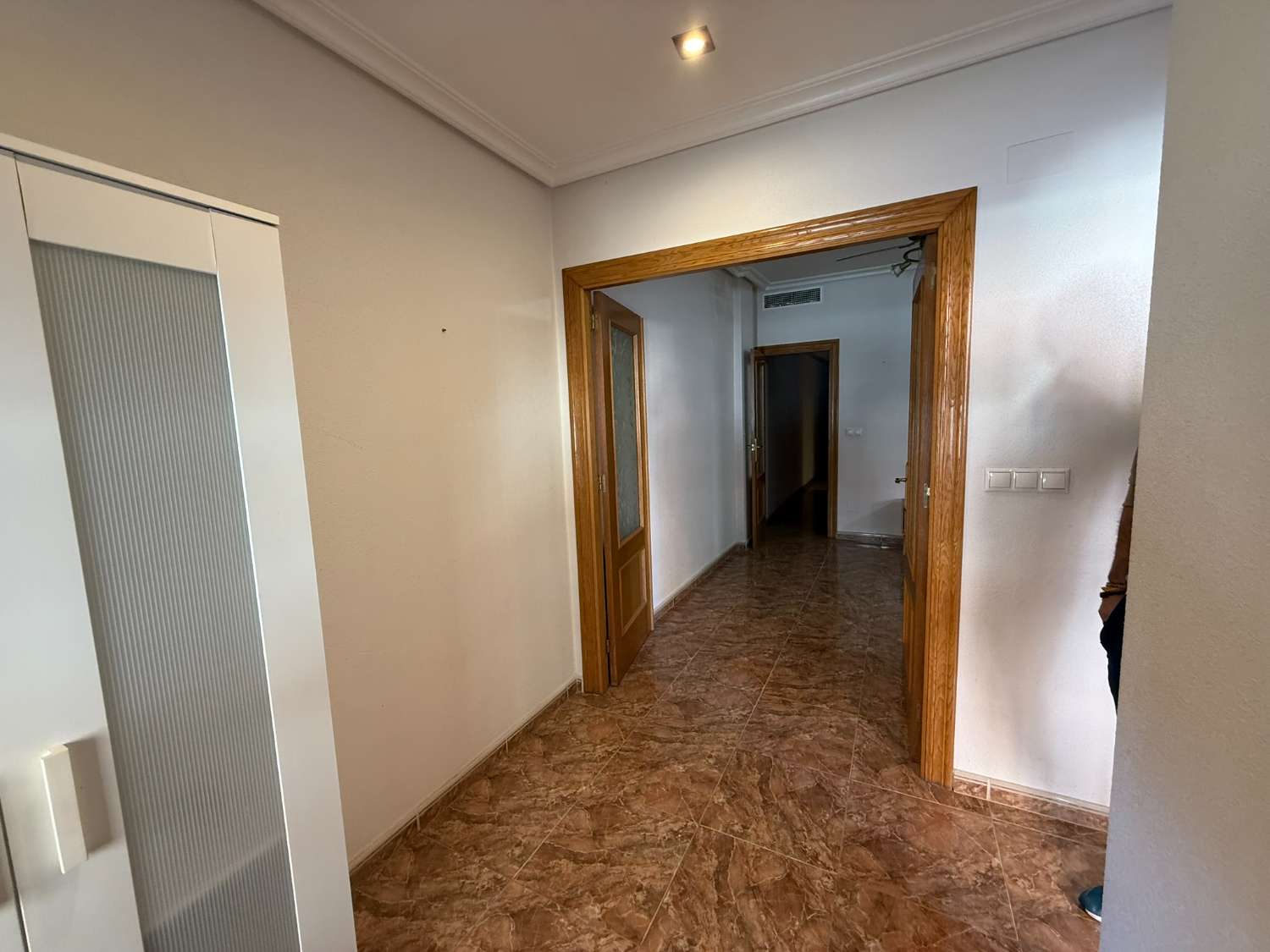 Spacious 2 Bedroom Ground Floor Apartment for Long-Term Rent in Catral