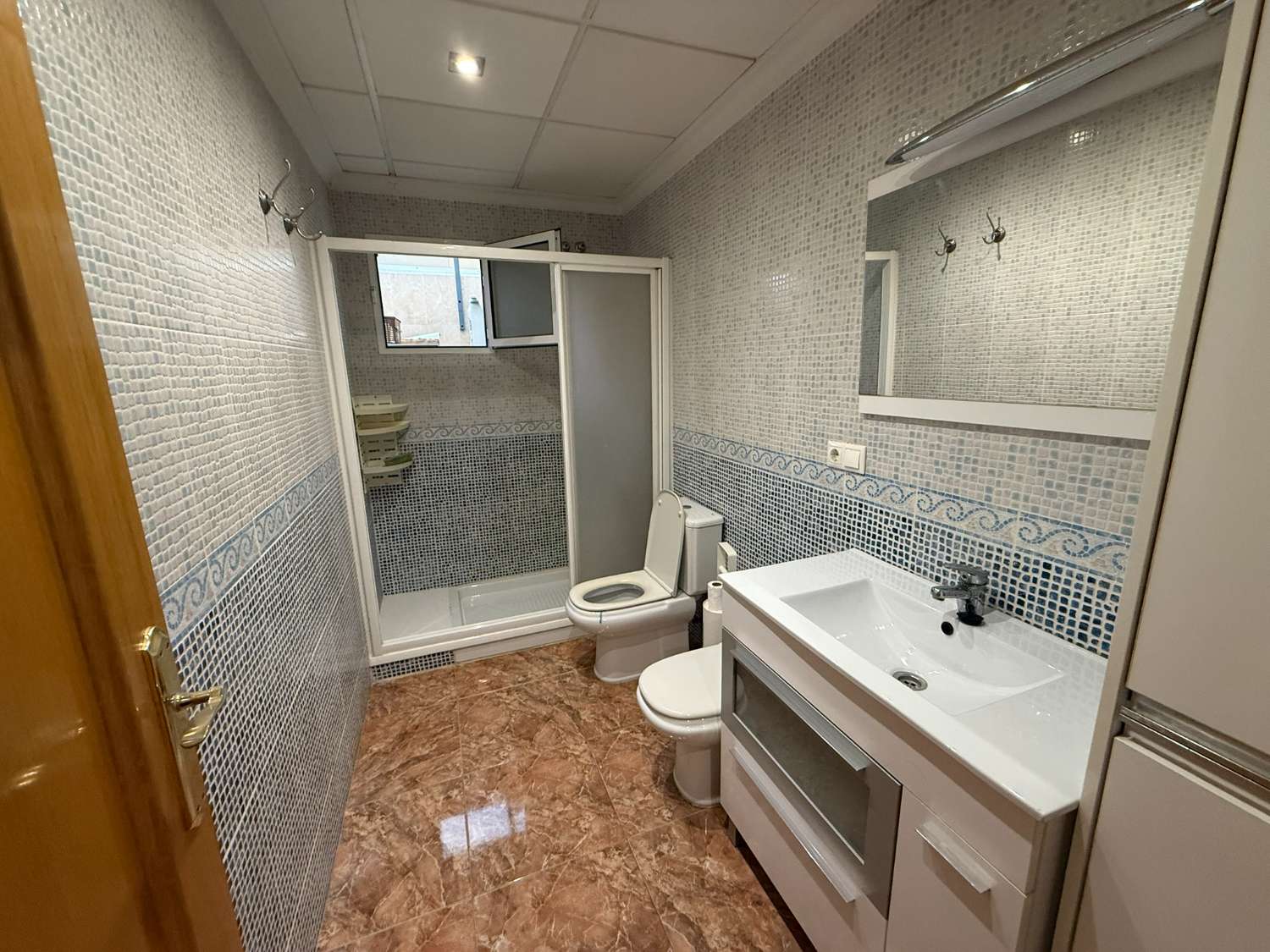 Spacious 2 Bedroom Ground Floor Apartment for Long-Term Rent in Catral