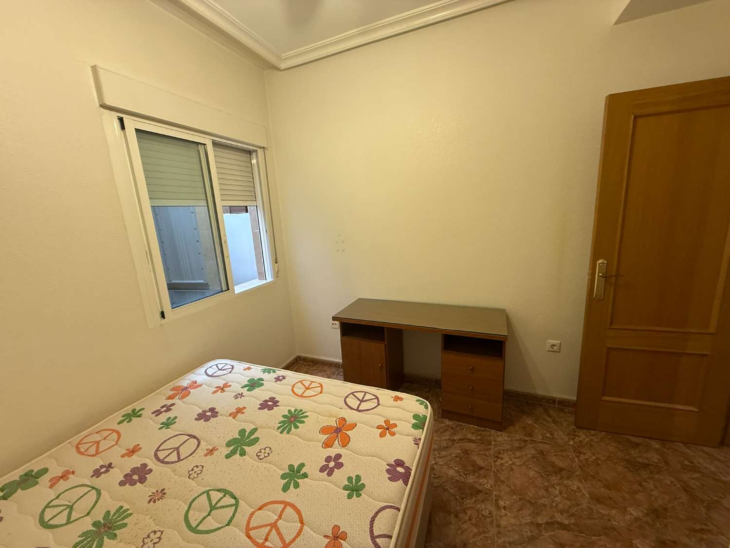 Spacious 2 Bedroom Ground Floor Apartment for Long-Term Rent in Catral