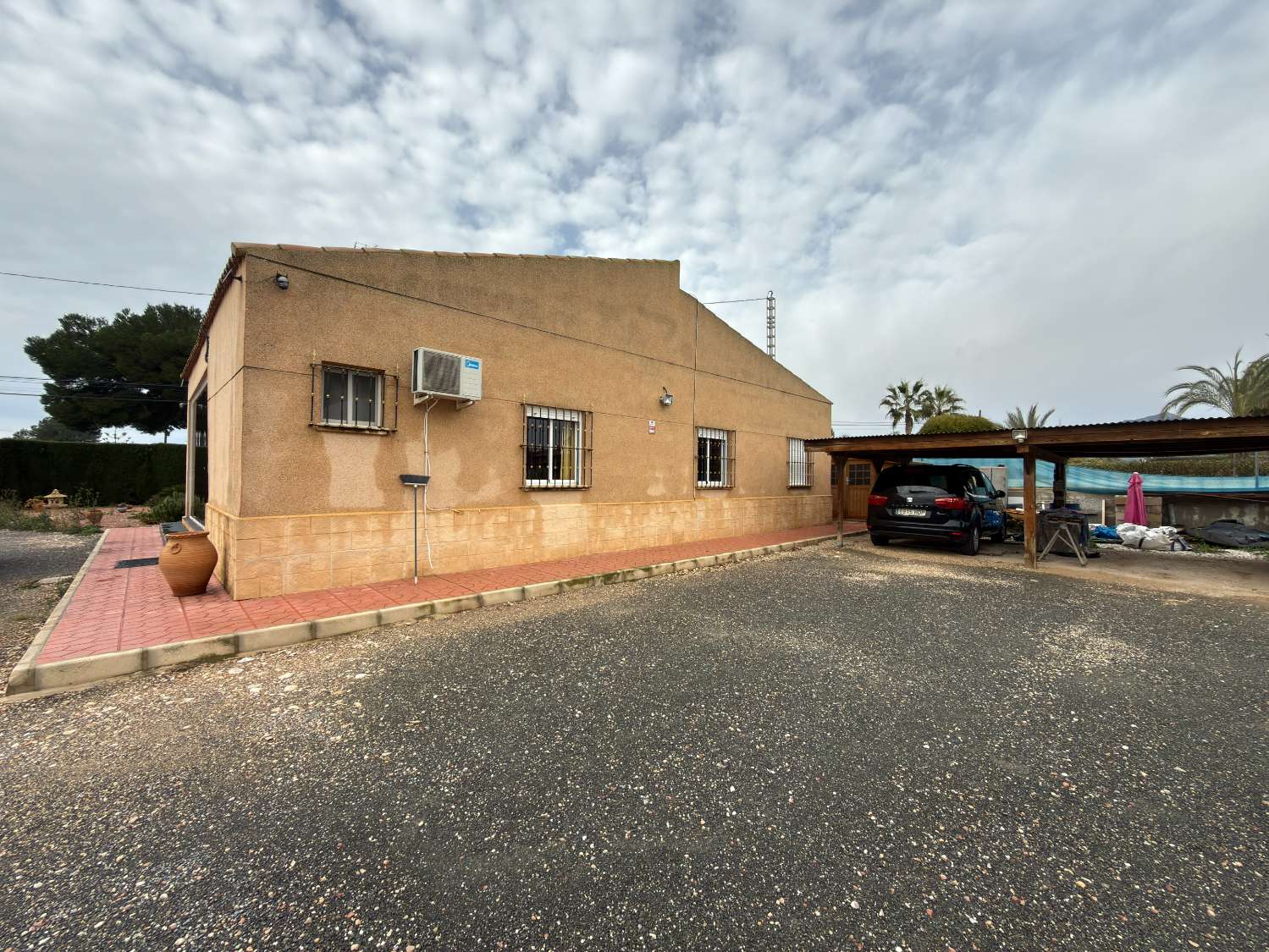 Lovely Country House with pool