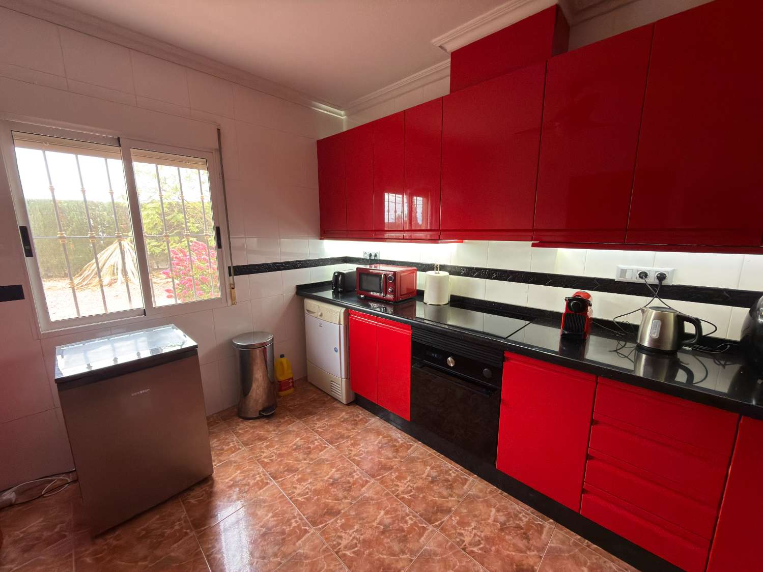 Lovely Country House with pool