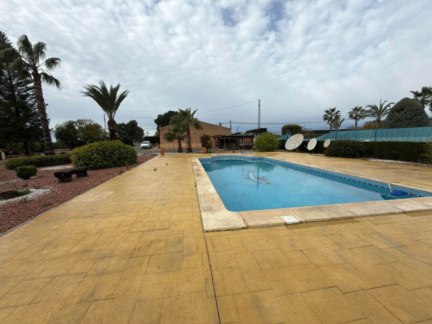 Lovely Country House with pool