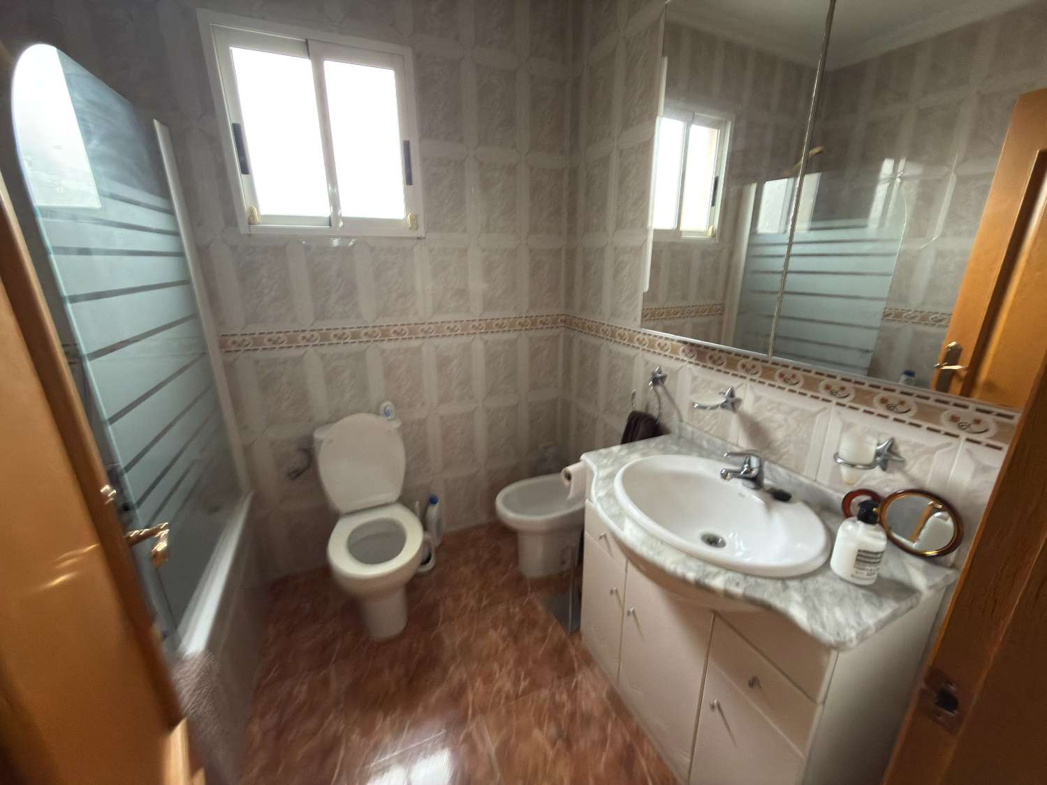 Lovely Country House with pool