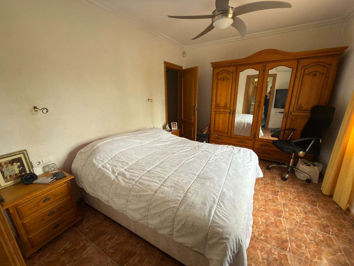 Lovely Country House with pool