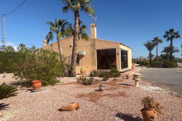 Lovely Country House with pool