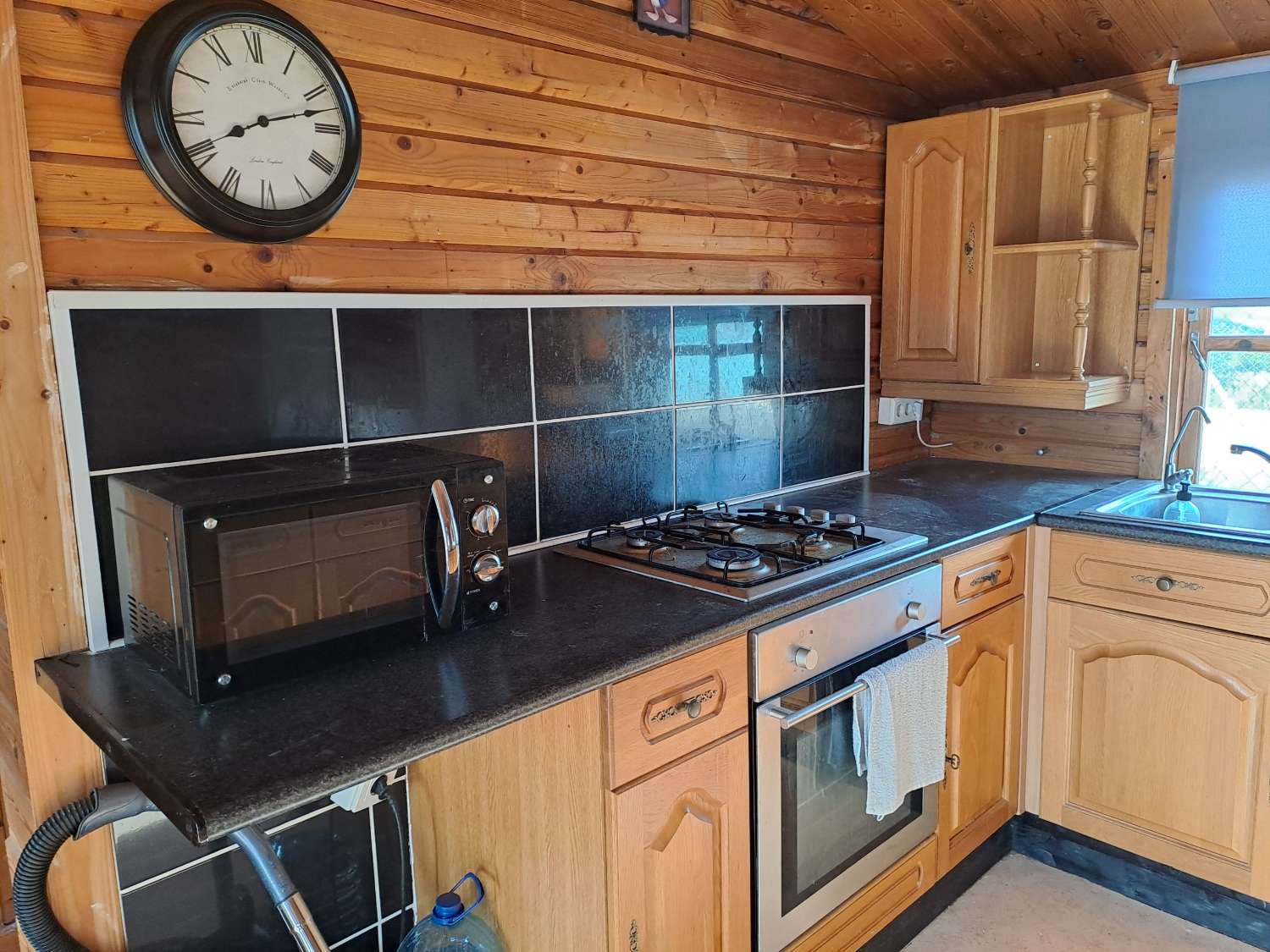 Reform Opportunity – 2 Bedroom Wooden Cabin