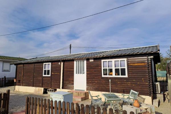Reform Opportunity – 2 Bedroom Wooden Cabin