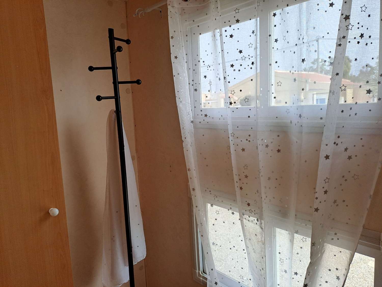 A Sun Roller mobile home on private residential site