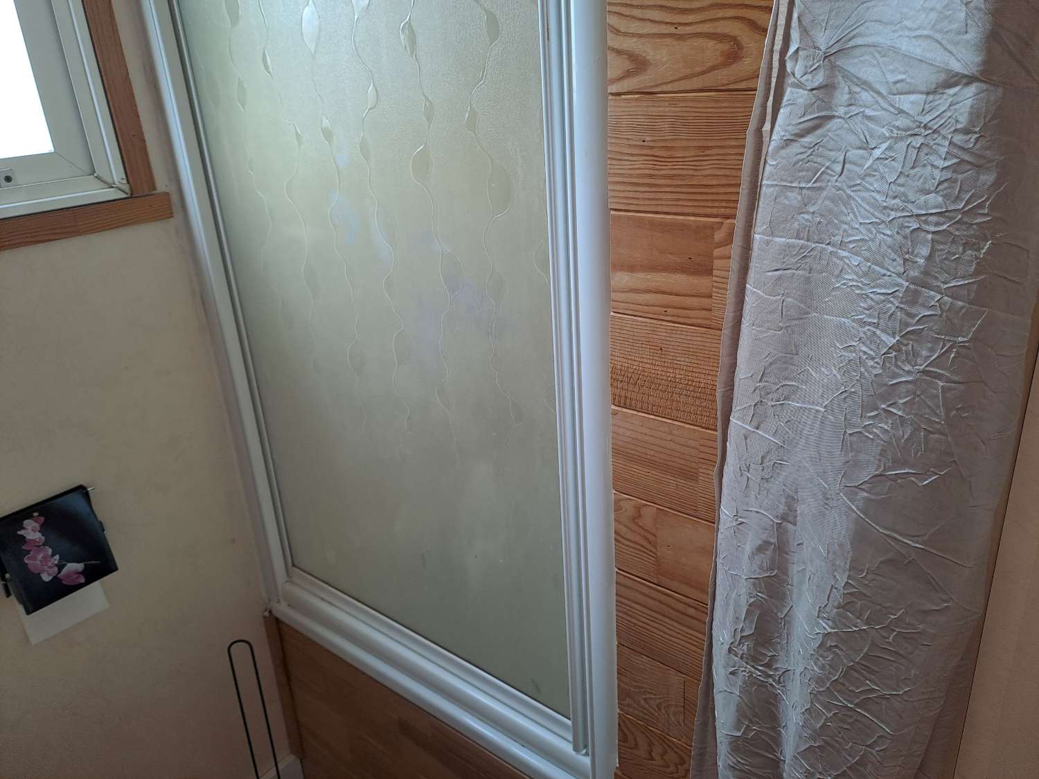 A Sun Roller mobile home on private residential site