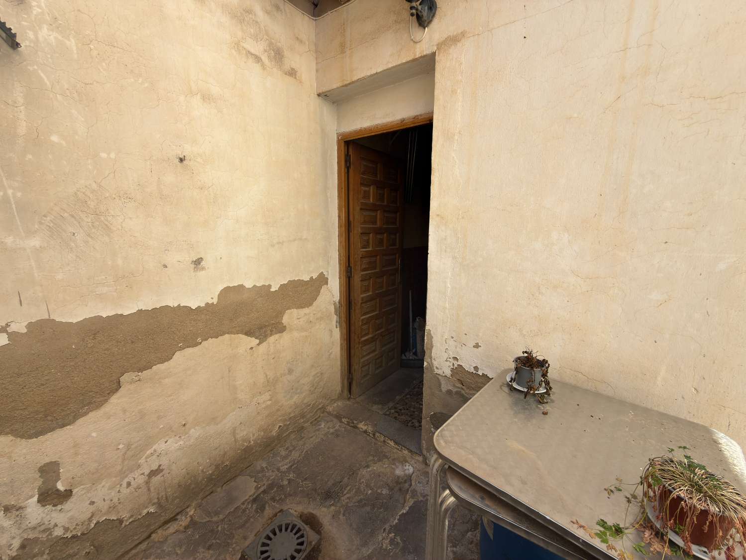 LEASEHOLD TRANSFER – Established Bar/Restaurant in Catral | Approx. 200m² | High Footfall Location