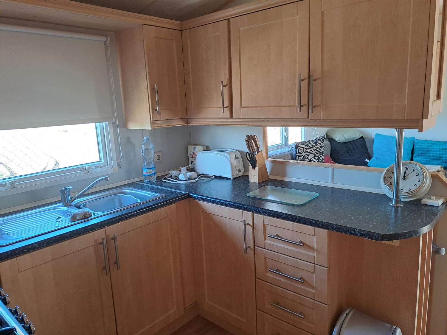 Beautiful Countryside Home with Guest Accommodation on a Private 1,500m² Plot