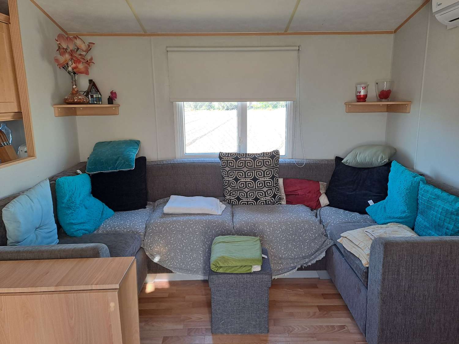 Beautiful Countryside Home with Guest Accommodation on a Private 1,500m² Plot