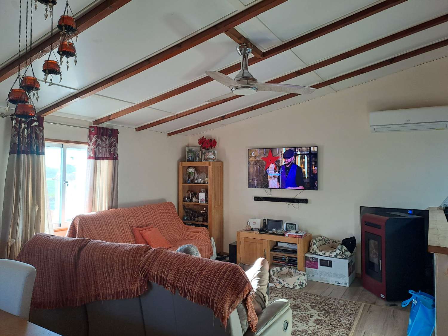 Beautiful Countryside Home with Guest Accommodation on a Private 1,500m² Plot