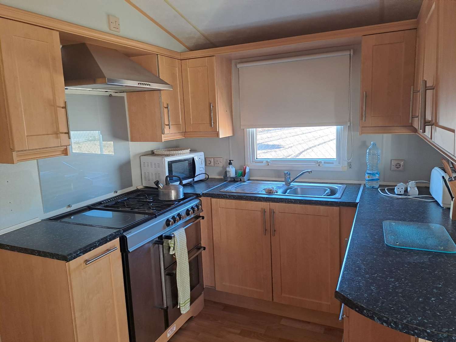 Beautiful Countryside Home with Guest Accommodation on a Private 1,500m² Plot