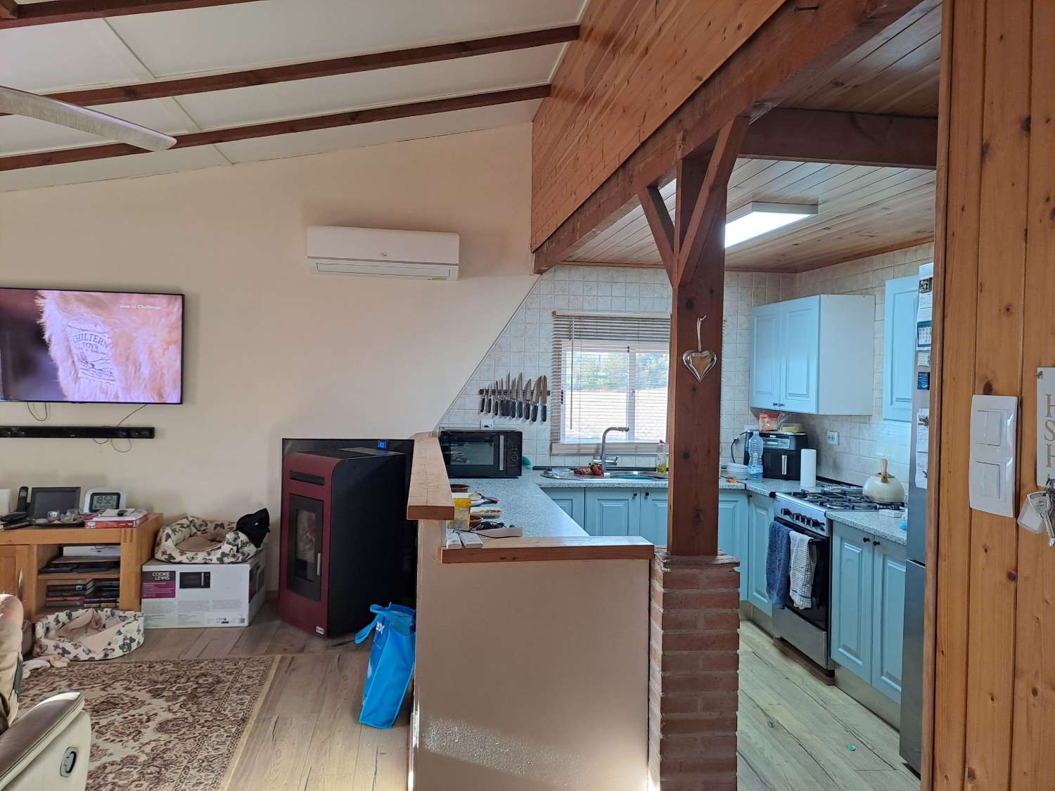 Beautiful Countryside Home with Guest Accommodation on a Private 1,500m² Plot