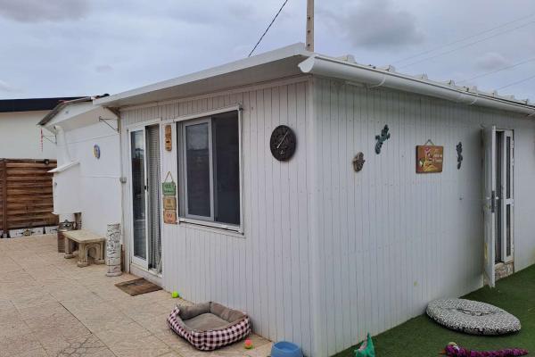 Spacious prefabricated home on residential site