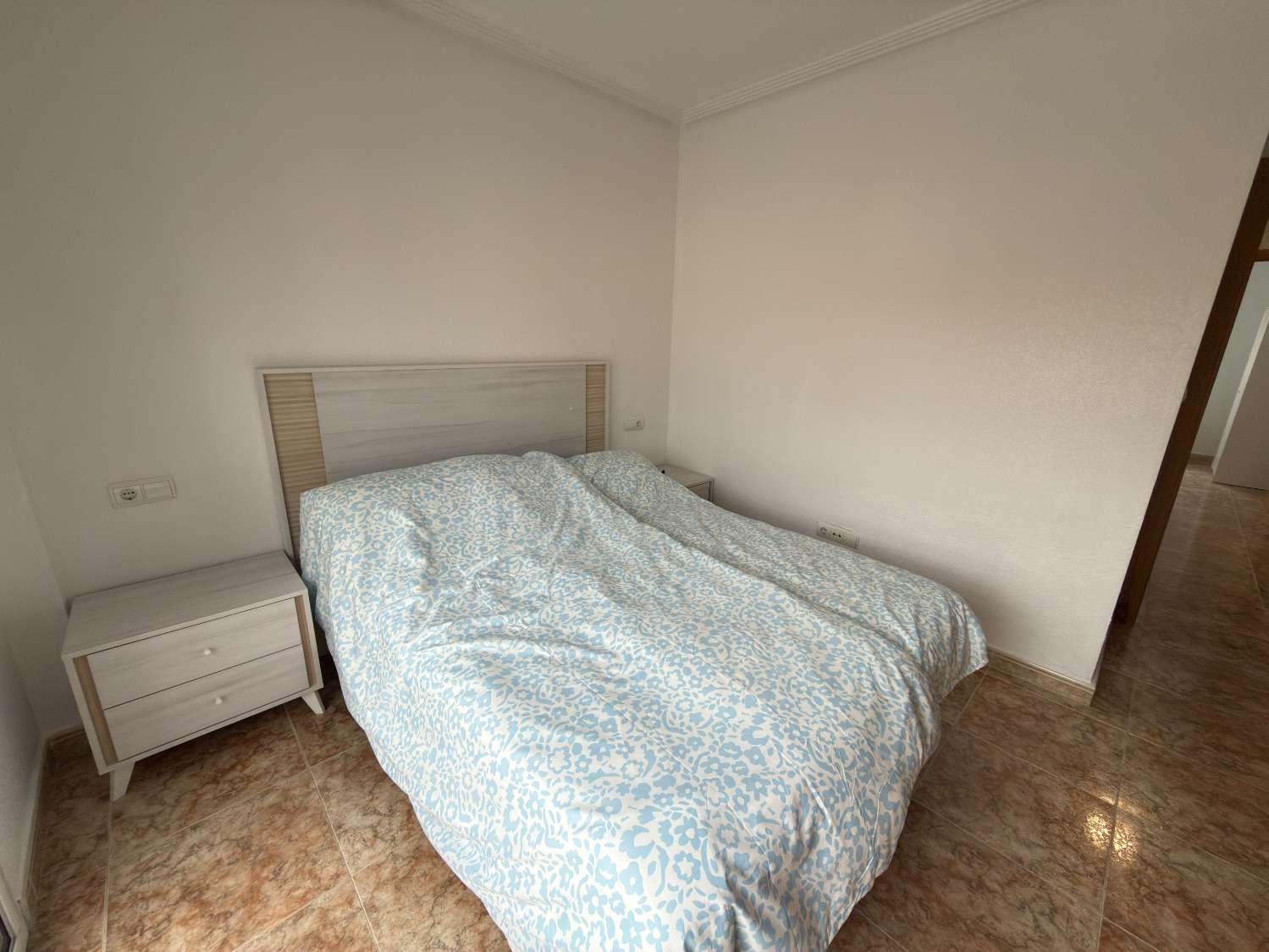 Beautifully Refurbished 2 Bedroom Townhouse with Communal Pool & Private Solarium in Catral