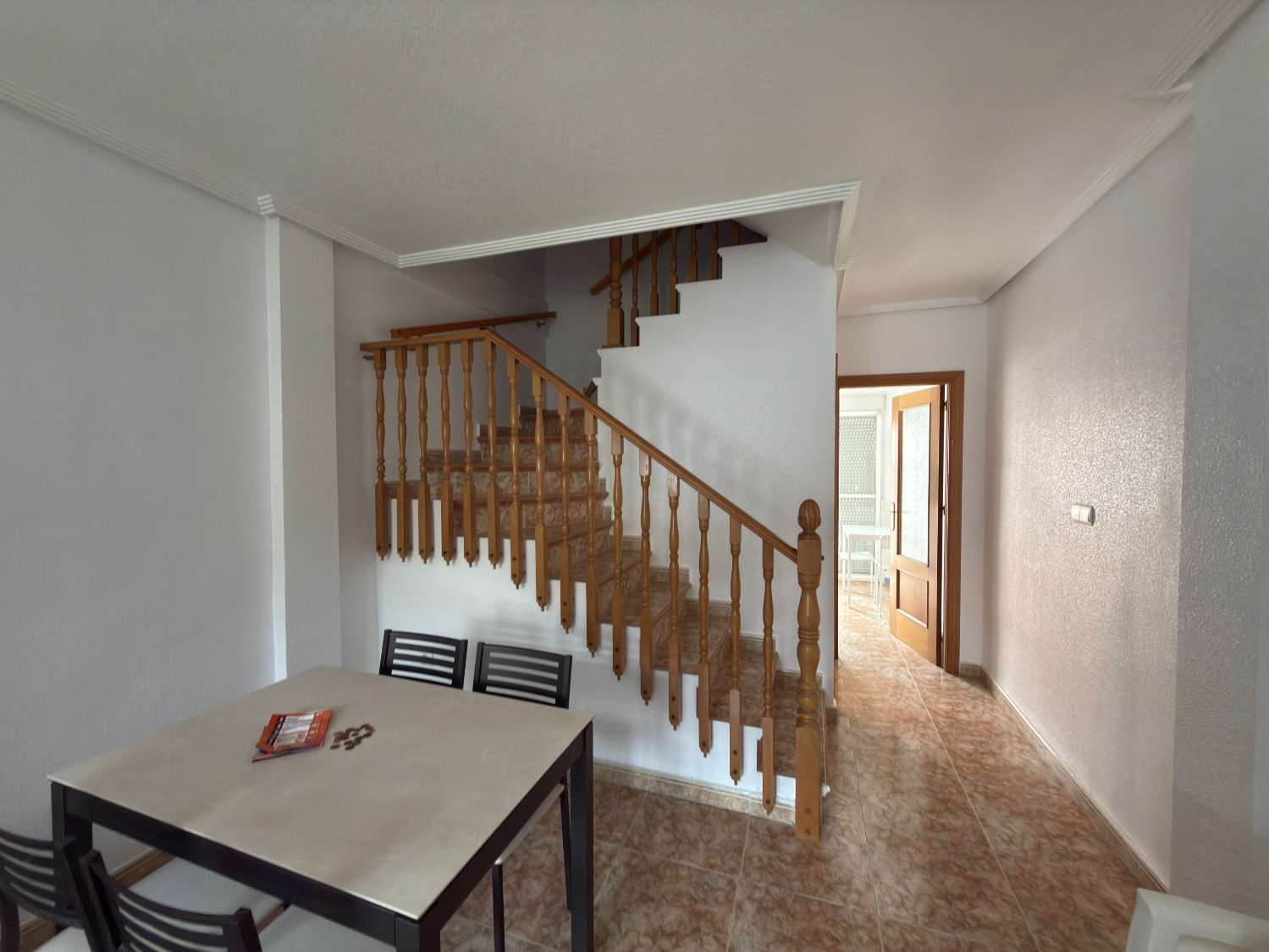 Beautifully Refurbished 2 Bedroom Townhouse with Communal Pool & Private Solarium in Catral