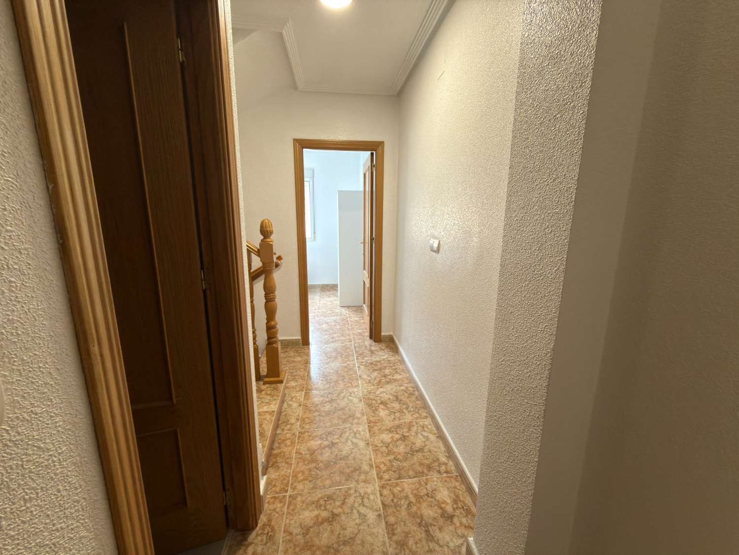 Beautifully Refurbished 2 Bedroom Townhouse with Communal Pool & Private Solarium in Catral