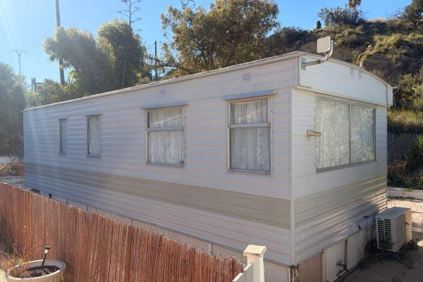 Willerby mobile home in the sun with communal pool and b...