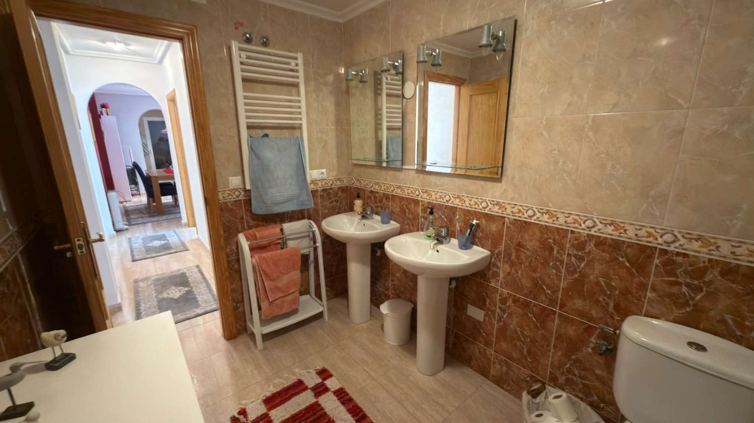 Beautiful 2 Bedroom Ground Floor Apartment with Private Solarium & Communal Pool in Catral