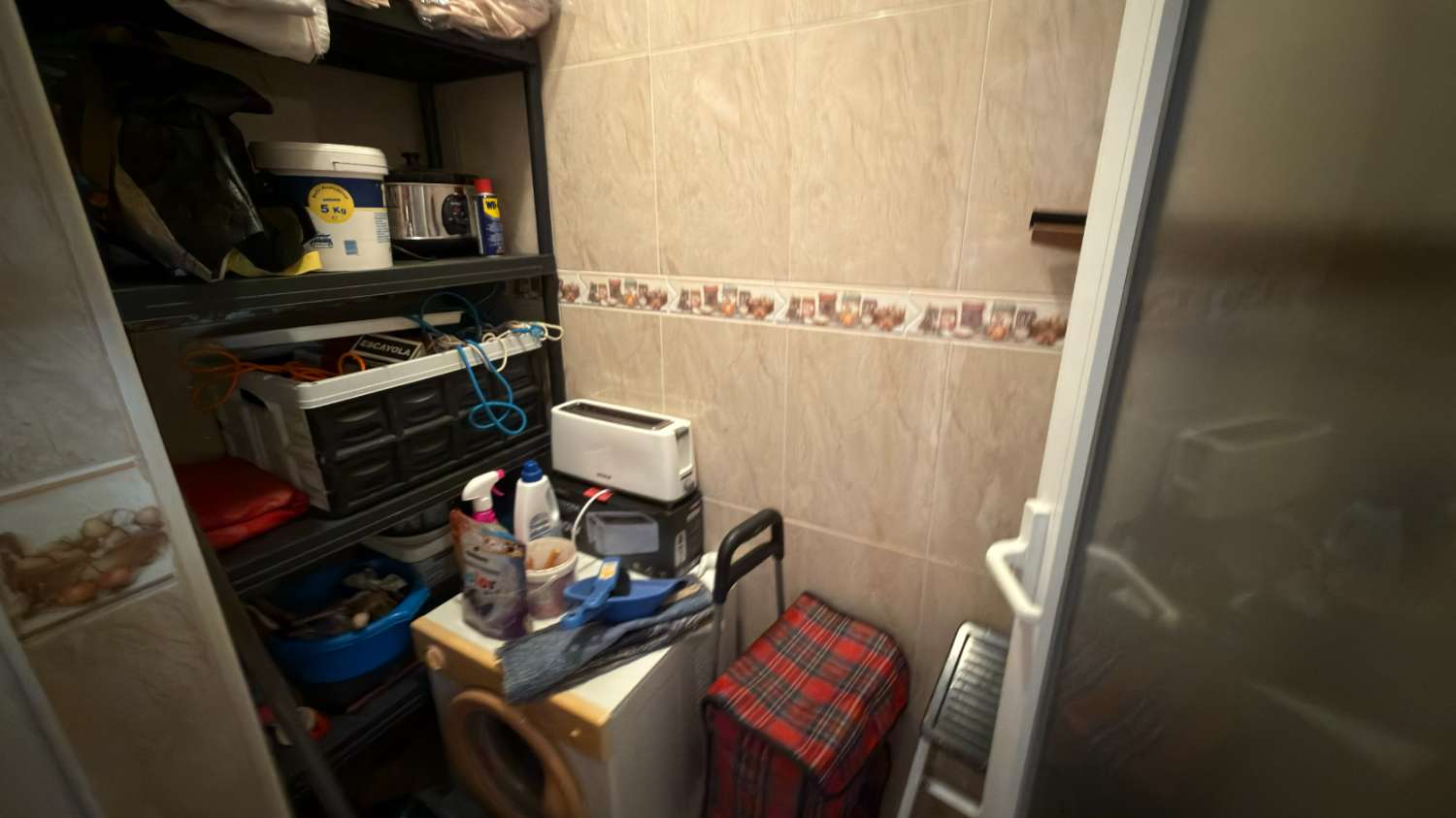 Beautiful 2 Bedroom Ground Floor Apartment with Private Solarium & Communal Pool in Catral