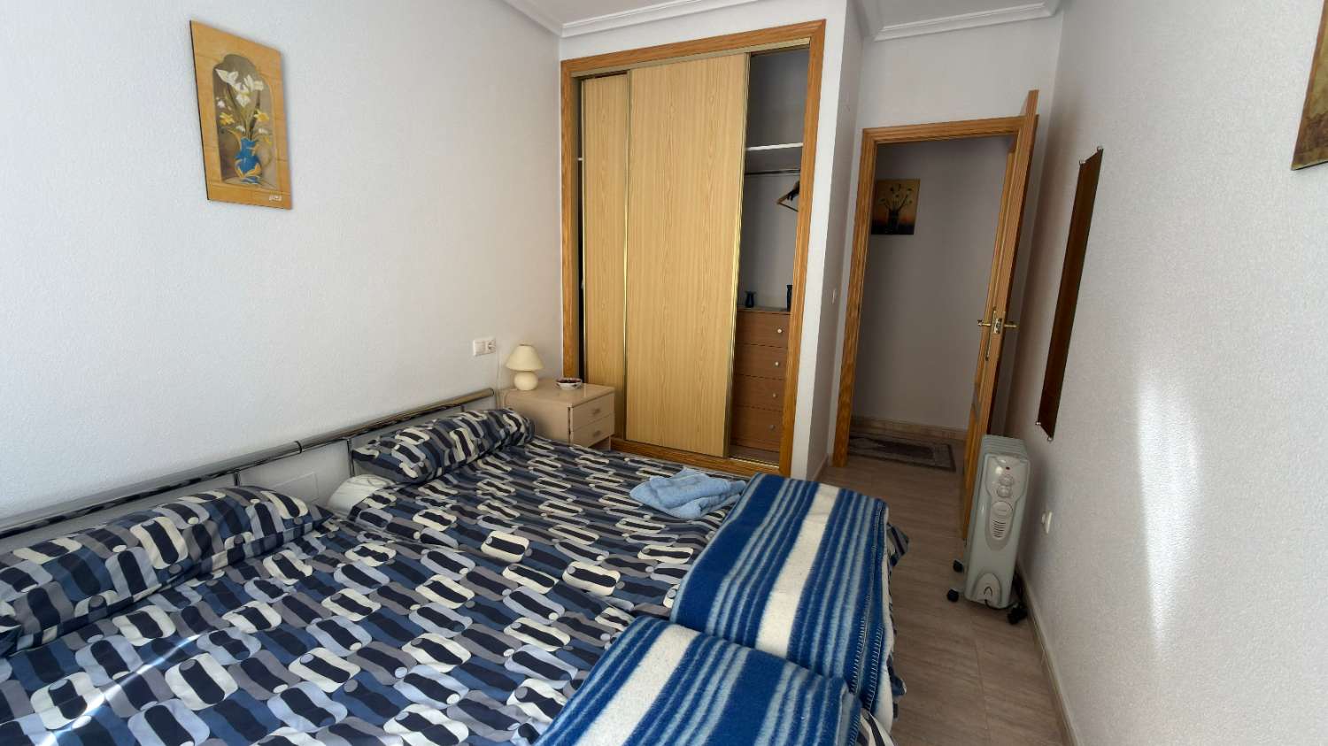 Beautiful 2 Bedroom Ground Floor Apartment with Private Solarium & Communal Pool in Catral